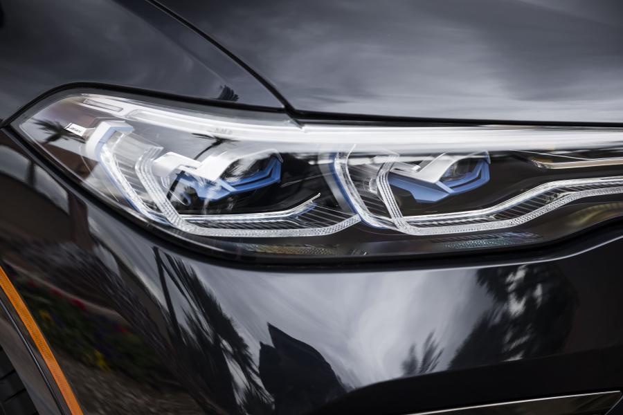 Детали экстерьера BMW X7 xDrive50i M Sport (G07) 2019 года  (NA) (фото 7 из 108)